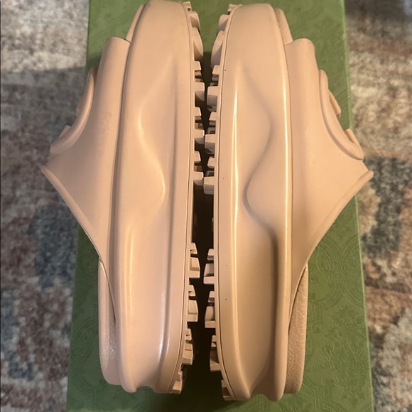 Gucci Soft Rubber Womens Interlocking G Platform Slide Sandals sz 38 - Picture 14 of 14